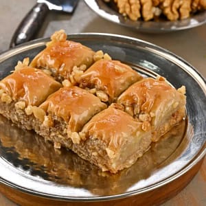 Cevizli Özel