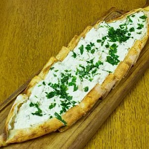 Açık Beyaz Peynirli Pide